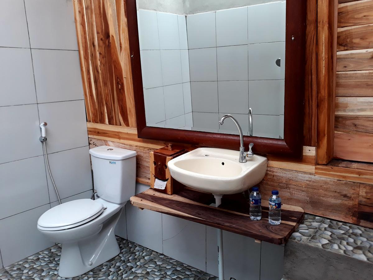 Village Corner Homestay Kuta  Ngoại thất bức ảnh